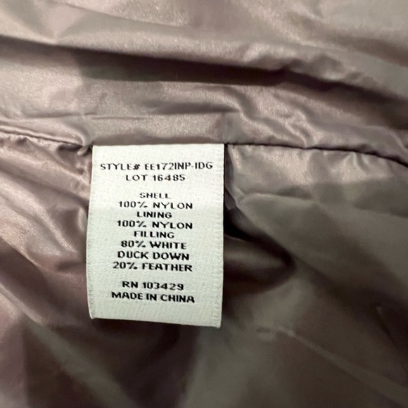 Evereve Malone Camo Vest Puffer Down Hooded Size Medium - Picture 12 of 13